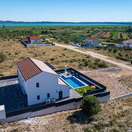 In Holiday home Vrana (Zadar)